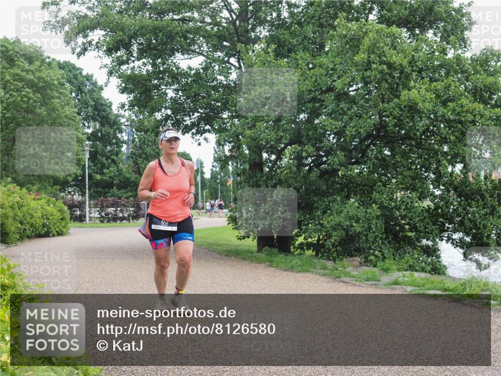22.06.2025 - Viking Triathlon KatJ http://msf.ph/oto/8126580 22.06.2025 15:29:40 Laufen 89 meine-sportfotos.de
