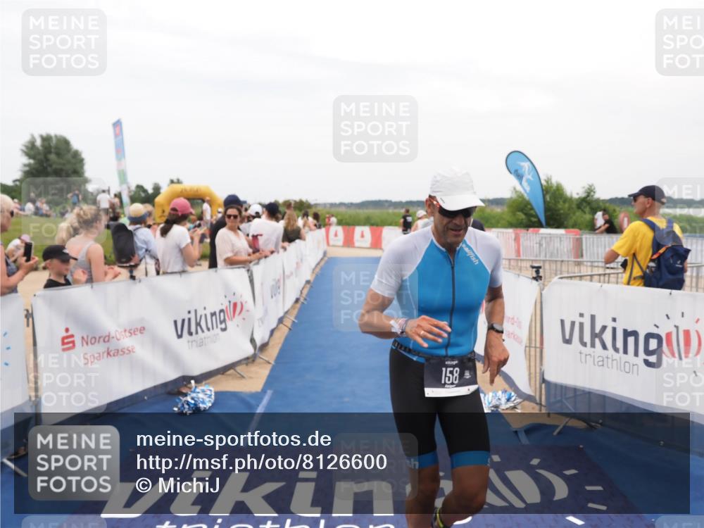 22.06.2025 - Viking Triathlon MichiJ http://msf.ph/oto/8126600 22.06.2025 15:23:20 Ziel 158 meine-sportfotos.de