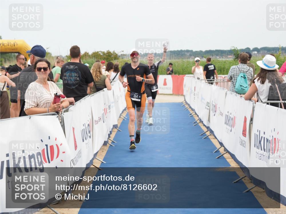 22.06.2025 - Viking Triathlon MichiJ http://msf.ph/oto/8126602 22.06.2025 15:18:17 Ziel 164, 300 meine-sportfotos.de