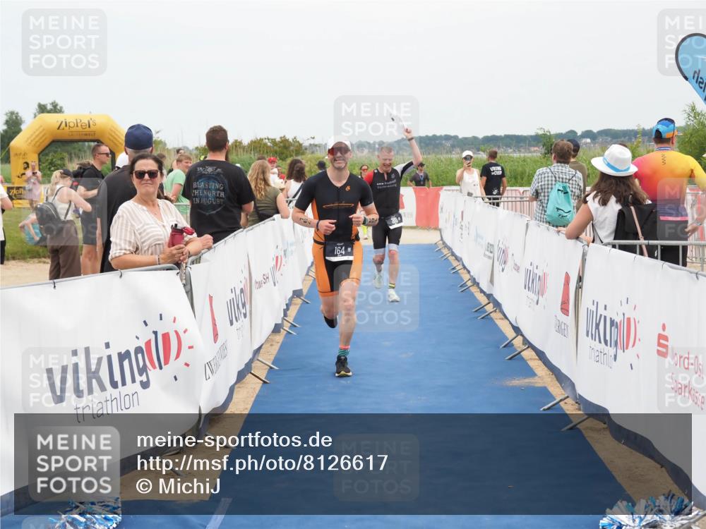 22.06.2025 - Viking Triathlon MichiJ http://msf.ph/oto/8126617 22.06.2025 15:18:17 Ziel 164, 300 meine-sportfotos.de