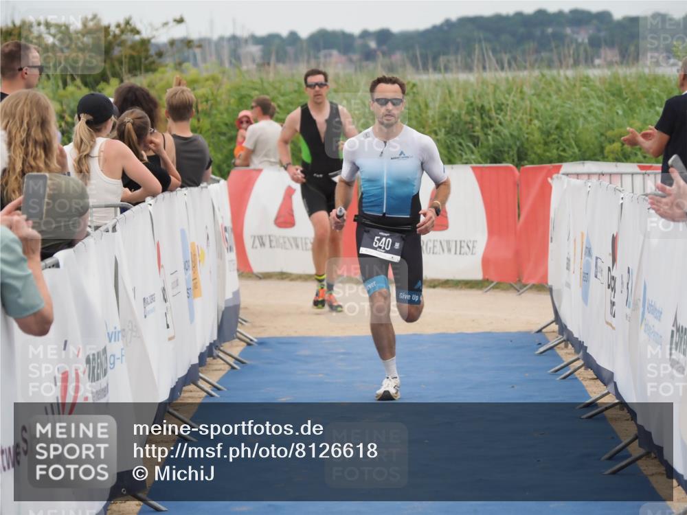 22.06.2025 - Viking Triathlon MichiJ http://msf.ph/oto/8126618 22.06.2025 15:24:03 Ziel 366, 540 meine-sportfotos.de
