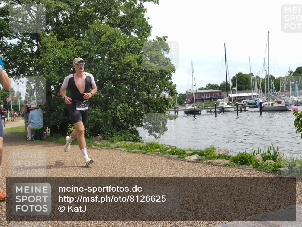 22.06.2025 - Viking Triathlon KatJ http://msf.ph/oto/8126625 22.06.2025 13:47:18 Laufen 216, 224 meine-sportfotos.de