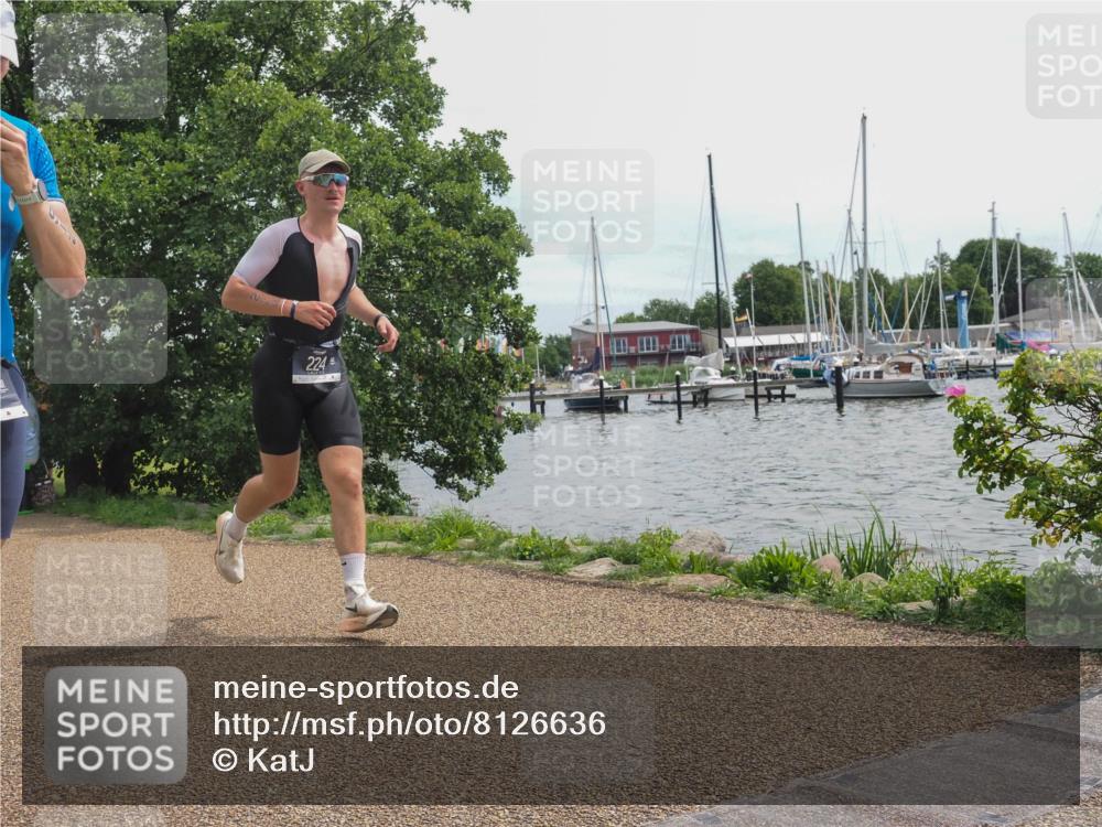 22.06.2025 - Viking Triathlon KatJ http://msf.ph/oto/8126636 22.06.2025 13:47:18 Laufen 216, 224 meine-sportfotos.de