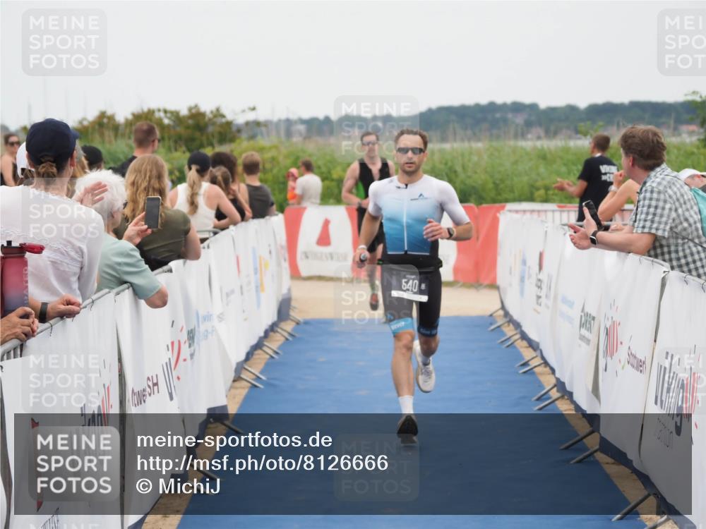 22.06.2025 - Viking Triathlon MichiJ http://msf.ph/oto/8126666 22.06.2025 15:24:04 Ziel 366, 540 meine-sportfotos.de