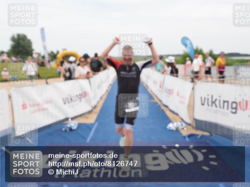 22.06.2025 - Viking Triathlon MichiJ http://msf.ph/oto/8126747 22.06.2025 15:18:22 Ziel 164, 235, 247, 300 meine-sportfotos.de