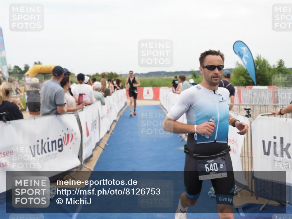 22.06.2025 - Viking Triathlon MichiJ http://msf.ph/oto/8126753 22.06.2025 15:24:06 Ziel 366, 540 meine-sportfotos.de