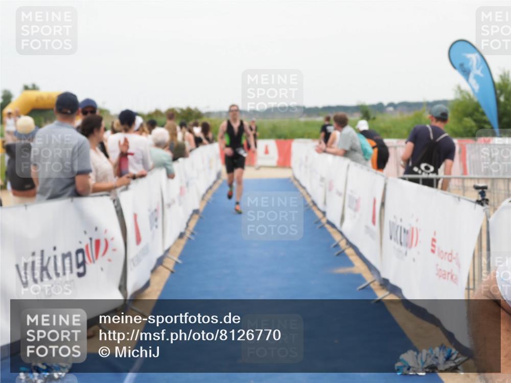 22.06.2025 - Viking Triathlon MichiJ http://msf.ph/oto/8126770 22.06.2025 15:24:07 Ziel 366, 540 meine-sportfotos.de