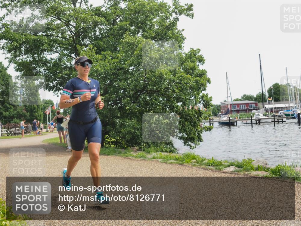 22.06.2025 - Viking Triathlon KatJ http://msf.ph/oto/8126771 22.06.2025 13:47:35 Laufen 196, 301 meine-sportfotos.de