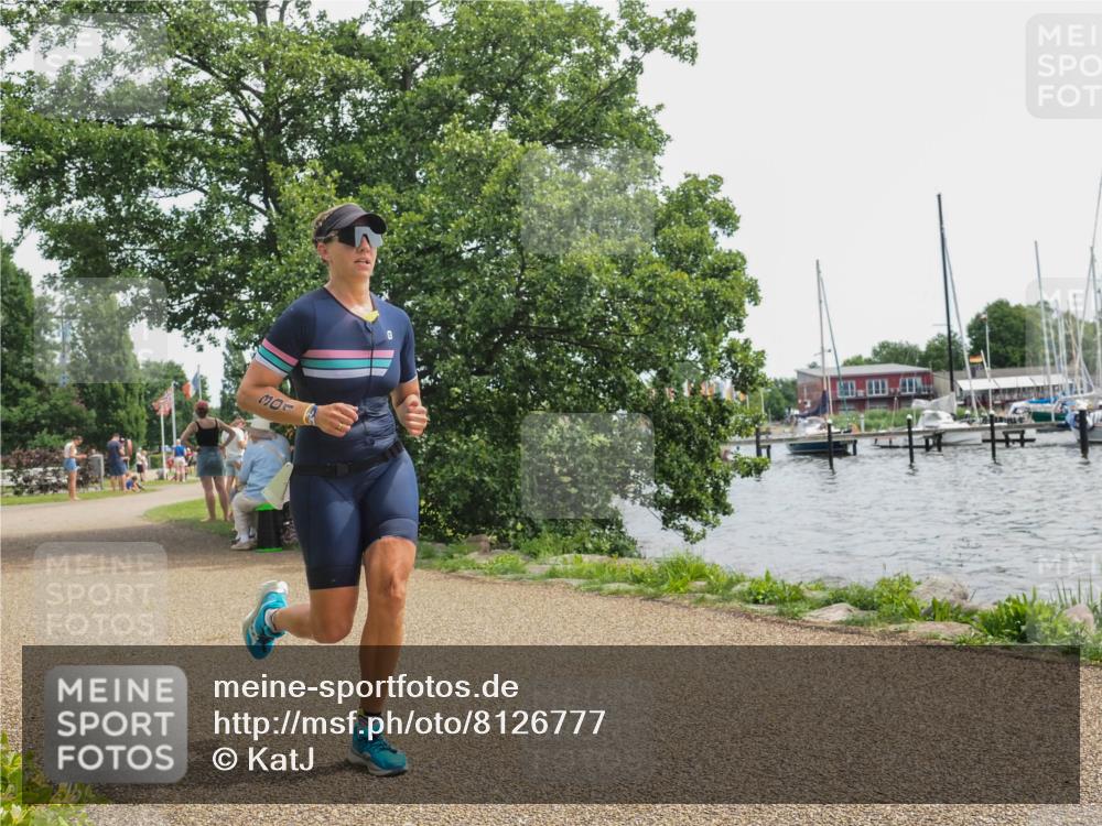 22.06.2025 - Viking Triathlon KatJ http://msf.ph/oto/8126777 22.06.2025 13:47:35 Laufen 196, 301 meine-sportfotos.de