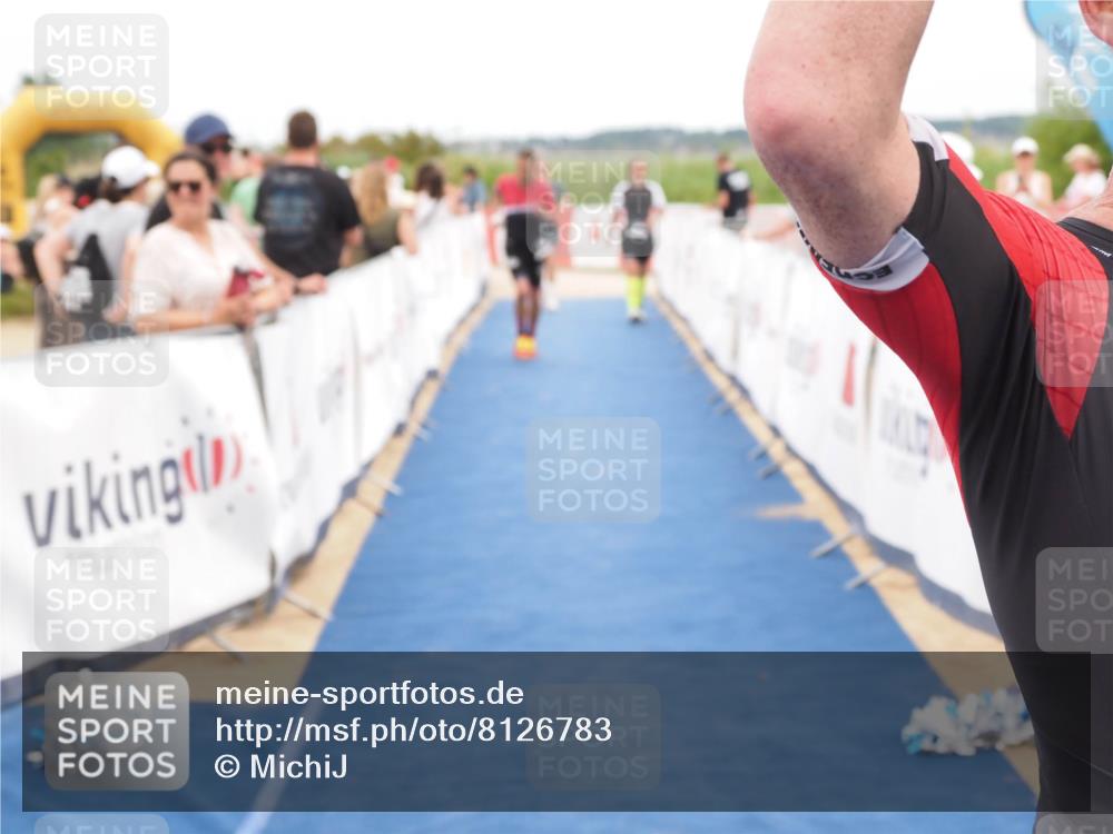 22.06.2025 - Viking Triathlon MichiJ http://msf.ph/oto/8126783 22.06.2025 15:18:23 Ziel 164, 235, 247, 300 meine-sportfotos.de