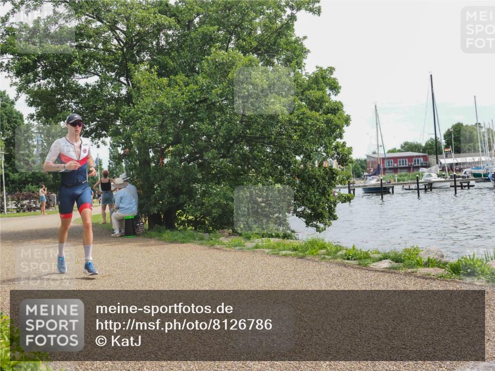 22.06.2025 - Viking Triathlon KatJ http://msf.ph/oto/8126786 22.06.2025 13:47:38 Laufen 196, 301 meine-sportfotos.de