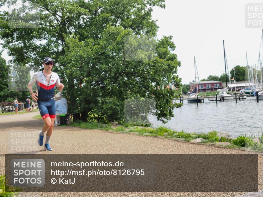 22.06.2025 - Viking Triathlon KatJ http://msf.ph/oto/8126795 22.06.2025 13:47:38 Laufen 196, 301 meine-sportfotos.de