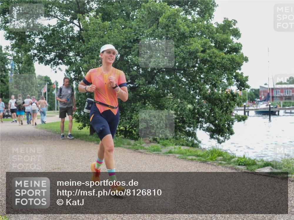 22.06.2025 - Viking Triathlon KatJ http://msf.ph/oto/8126810 22.06.2025 15:30:21 Laufen 130 meine-sportfotos.de