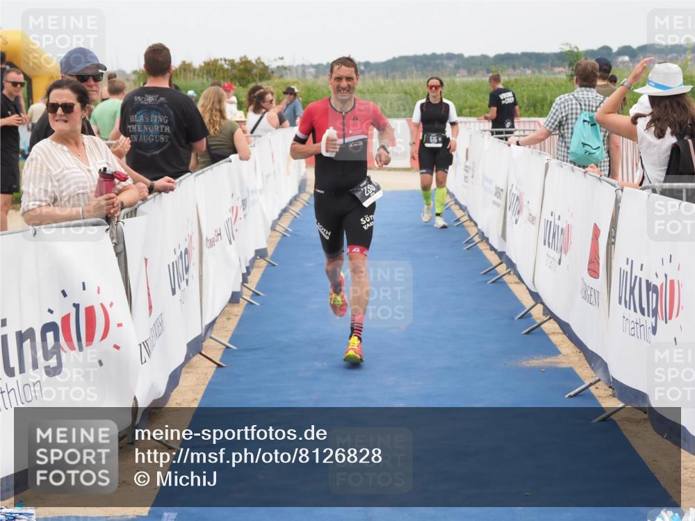22.06.2025 - Viking Triathlon MichiJ http://msf.ph/oto/8126828 22.06.2025 15:18:25 Ziel 235, 247, 300 meine-sportfotos.de