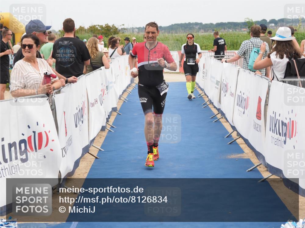 22.06.2025 - Viking Triathlon MichiJ http://msf.ph/oto/8126834 22.06.2025 15:18:25 Ziel 235, 247, 300 meine-sportfotos.de