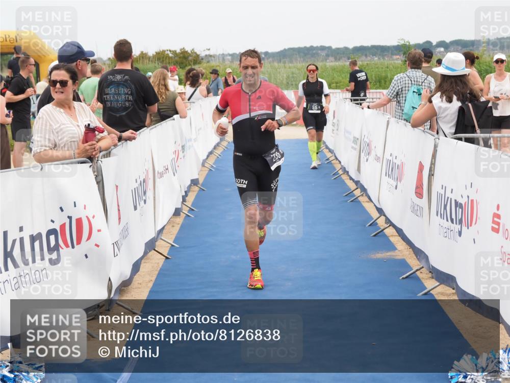 22.06.2025 - Viking Triathlon MichiJ http://msf.ph/oto/8126838 22.06.2025 15:18:25 Ziel 235, 247, 300 meine-sportfotos.de