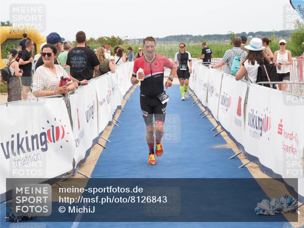 22.06.2025 - Viking Triathlon MichiJ http://msf.ph/oto/8126843 22.06.2025 15:18:25 Ziel 235, 247, 300 meine-sportfotos.de
