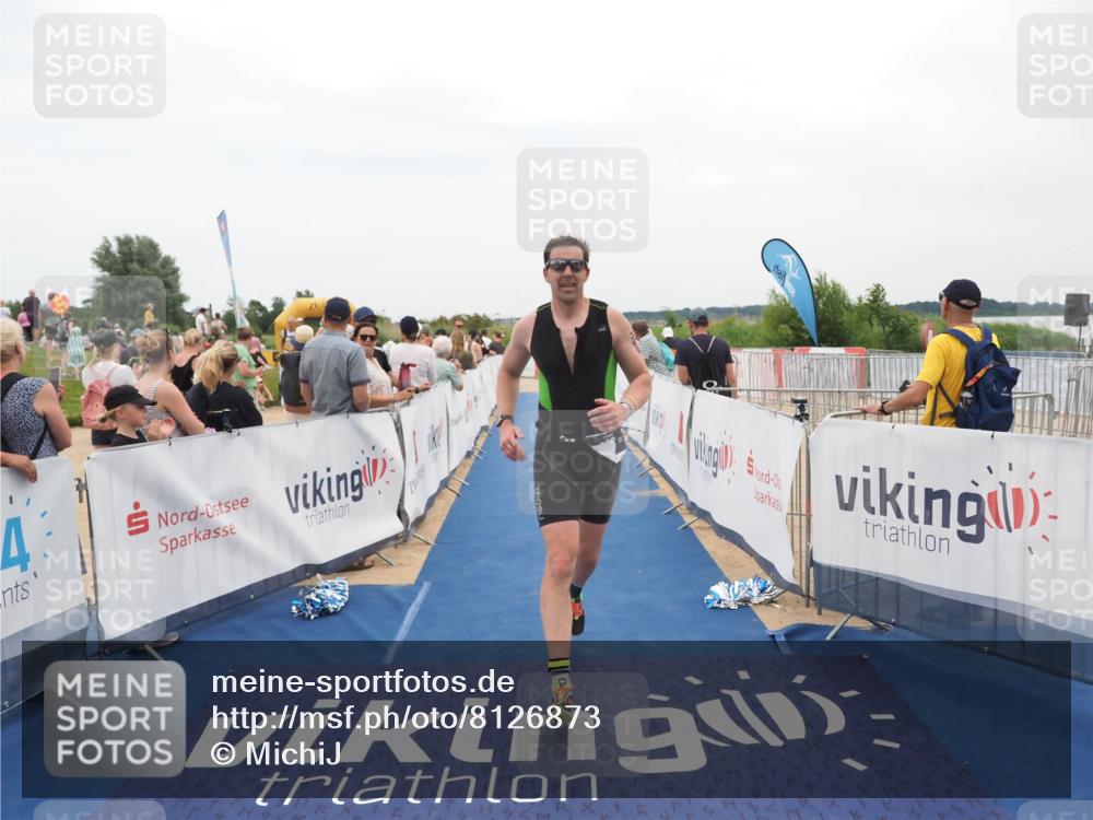 22.06.2025 - Viking Triathlon MichiJ http://msf.ph/oto/8126873 22.06.2025 15:24:10 Ziel 366, 540 meine-sportfotos.de