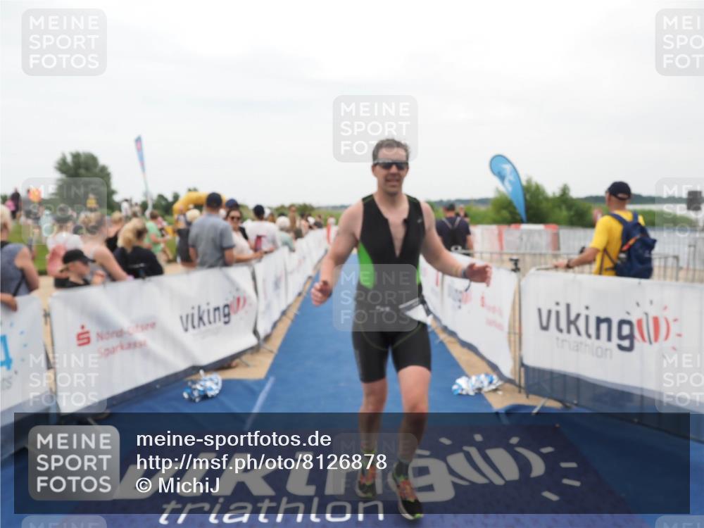 22.06.2025 - Viking Triathlon MichiJ http://msf.ph/oto/8126878 22.06.2025 15:24:10 Ziel 366, 540 meine-sportfotos.de