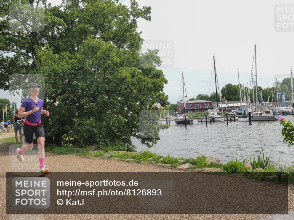 22.06.2025 - Viking Triathlon KatJ http://msf.ph/oto/8126893 22.06.2025 13:48:08 Laufen 273, 299 meine-sportfotos.de