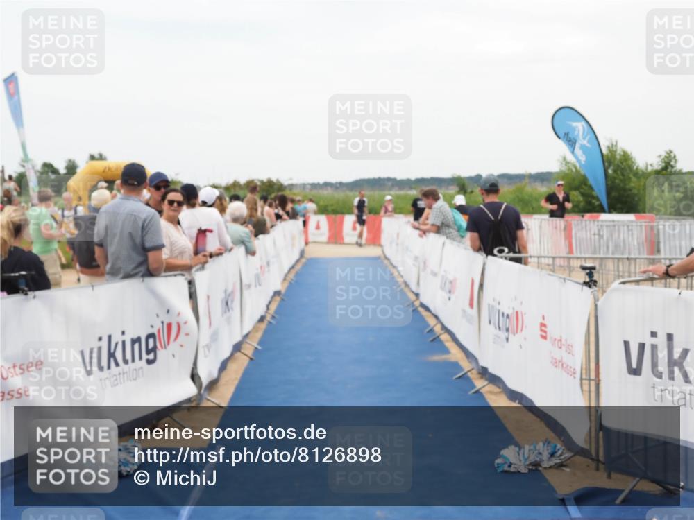 22.06.2025 - Viking Triathlon MichiJ http://msf.ph/oto/8126898 22.06.2025 15:24:11 Ziel 366 meine-sportfotos.de