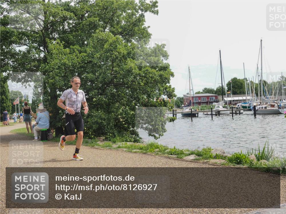 22.06.2025 - Viking Triathlon KatJ http://msf.ph/oto/8126927 22.06.2025 13:48:11 Laufen 273, 299 meine-sportfotos.de
