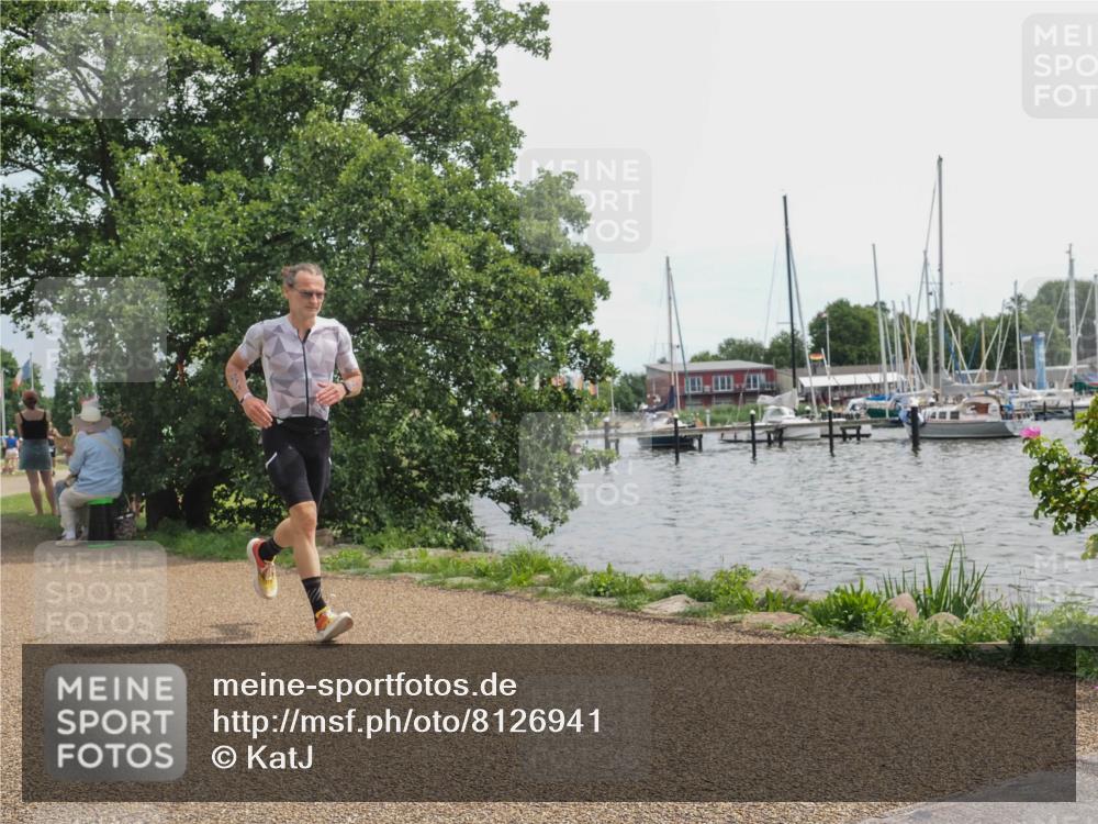 22.06.2025 - Viking Triathlon KatJ http://msf.ph/oto/8126941 22.06.2025 13:48:11 Laufen 273, 299 meine-sportfotos.de