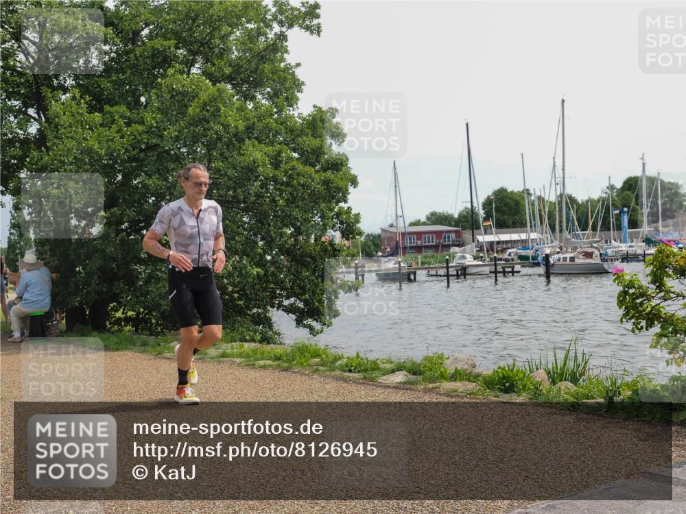 22.06.2025 - Viking Triathlon KatJ http://msf.ph/oto/8126945 22.06.2025 13:48:11 Laufen 273, 299 meine-sportfotos.de
