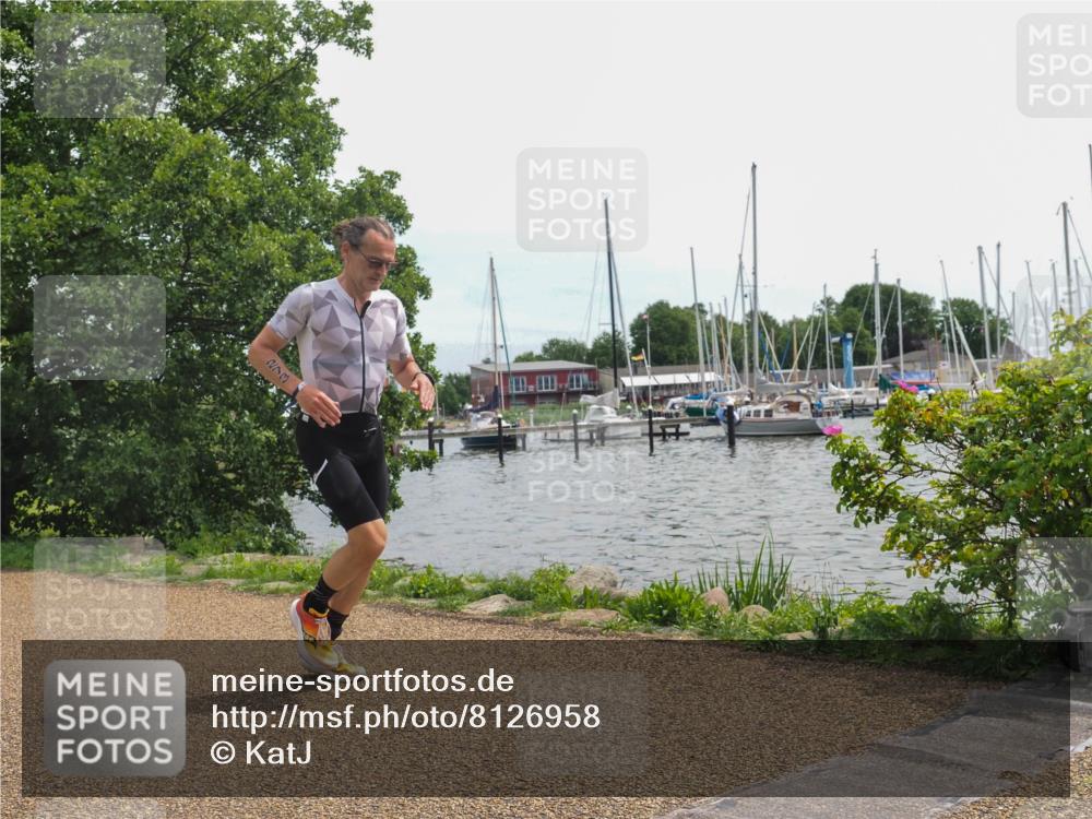 22.06.2025 - Viking Triathlon KatJ http://msf.ph/oto/8126958 22.06.2025 13:48:12 Laufen 273 meine-sportfotos.de