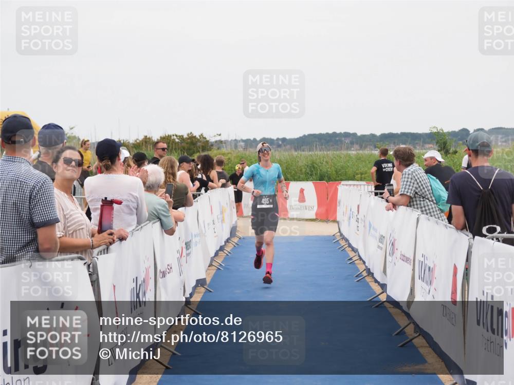 22.06.2025 - Viking Triathlon MichiJ http://msf.ph/oto/8126965 22.06.2025 15:24:16 Ziel 495 meine-sportfotos.de