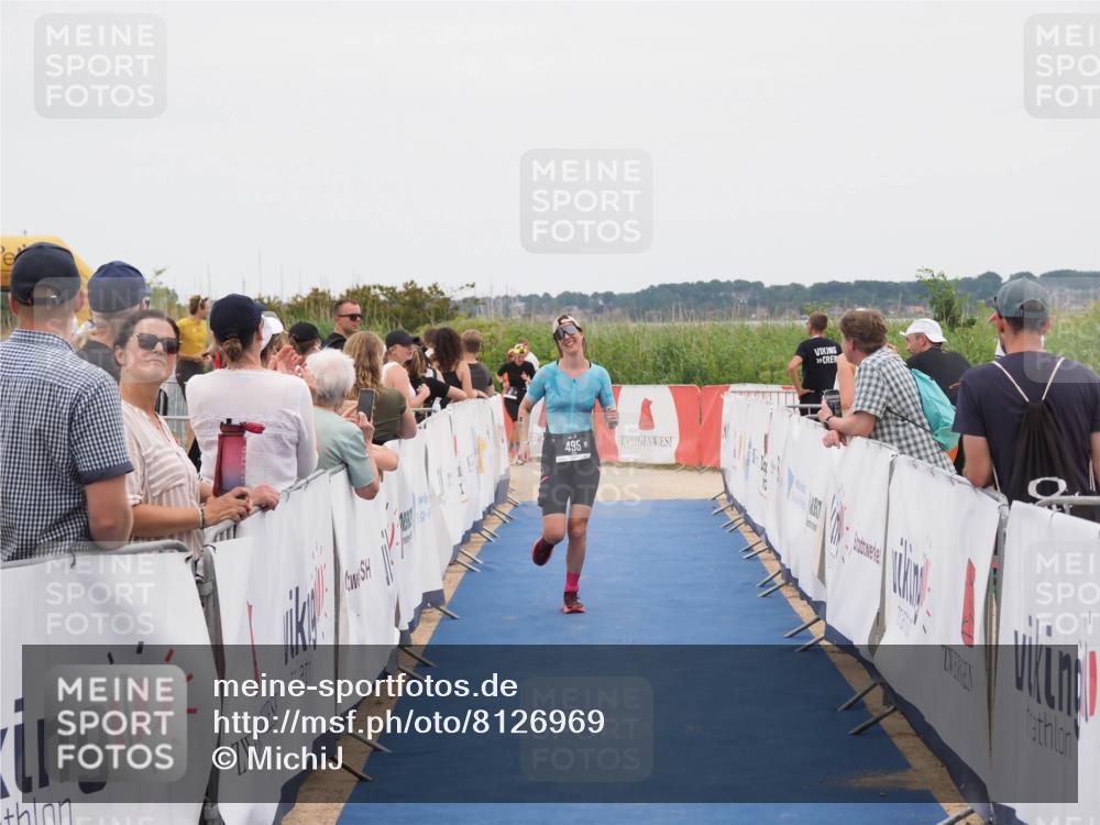 22.06.2025 - Viking Triathlon MichiJ http://msf.ph/oto/8126969 22.06.2025 15:24:16 Ziel 495 meine-sportfotos.de