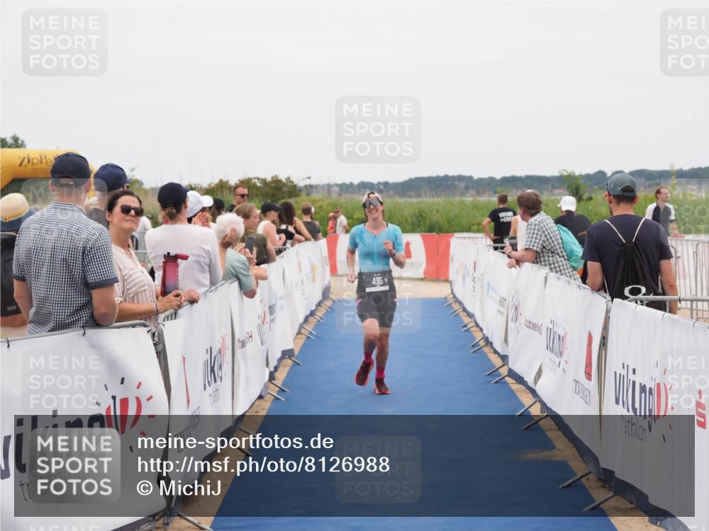 22.06.2025 - Viking Triathlon MichiJ http://msf.ph/oto/8126988 22.06.2025 15:24:17 Ziel 495 meine-sportfotos.de