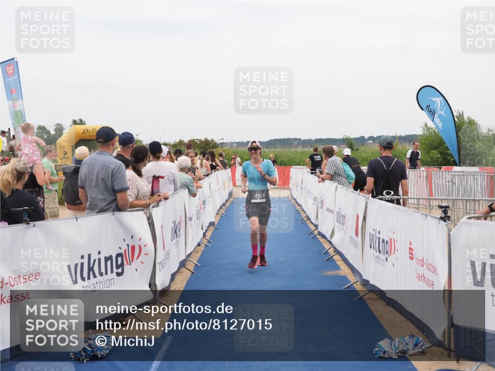 22.06.2025 - Viking Triathlon MichiJ http://msf.ph/oto/8127015 22.06.2025 15:24:18 Ziel 495 meine-sportfotos.de