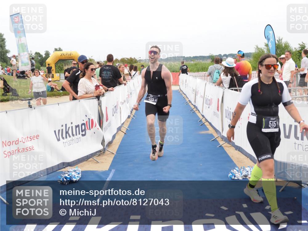22.06.2025 - Viking Triathlon MichiJ http://msf.ph/oto/8127043 22.06.2025 15:18:34 Ziel 175, 399 meine-sportfotos.de