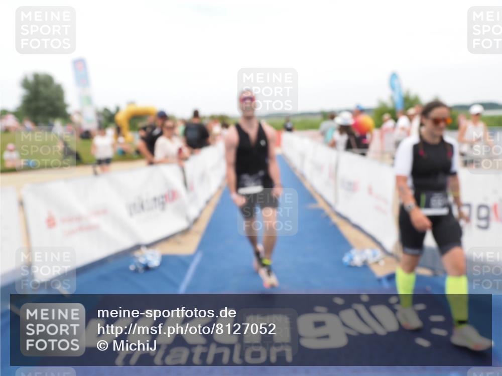 22.06.2025 - Viking Triathlon MichiJ http://msf.ph/oto/8127052 22.06.2025 15:18:34 Ziel 175, 399 meine-sportfotos.de