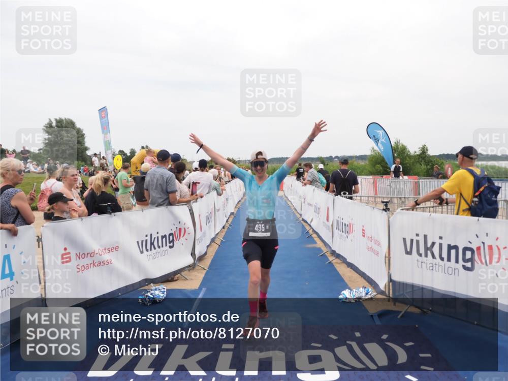 22.06.2025 - Viking Triathlon MichiJ http://msf.ph/oto/8127070 22.06.2025 15:24:19 Ziel 495 meine-sportfotos.de