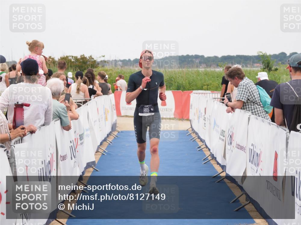 22.06.2025 - Viking Triathlon MichiJ http://msf.ph/oto/8127149 22.06.2025 15:24:25 Ziel 185 meine-sportfotos.de