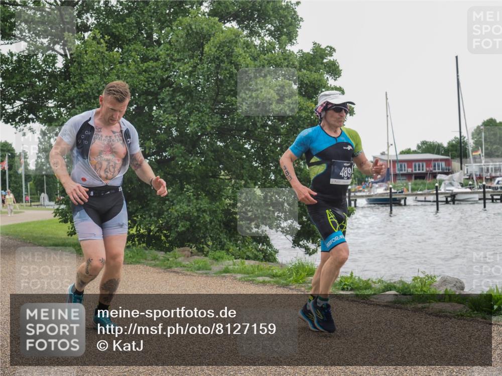 22.06.2025 - Viking Triathlon KatJ http://msf.ph/oto/8127159 22.06.2025 15:31:21 Laufen 76, 489 meine-sportfotos.de