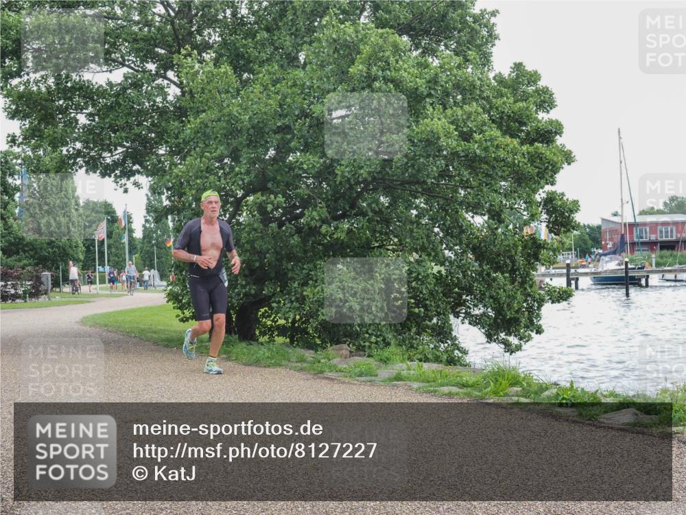 22.06.2025 - Viking Triathlon KatJ http://msf.ph/oto/8127227 22.06.2025 15:31:56 Laufen 372 meine-sportfotos.de