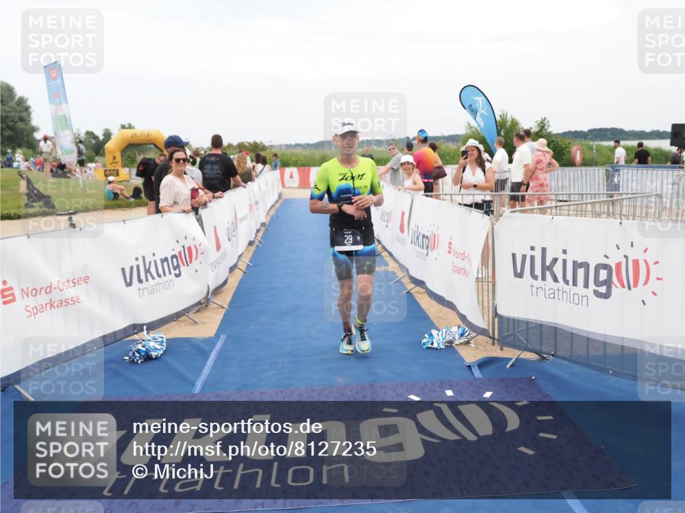 22.06.2025 - Viking Triathlon MichiJ http://msf.ph/oto/8127235 22.06.2025 15:18:44 Ziel 29, 175 meine-sportfotos.de