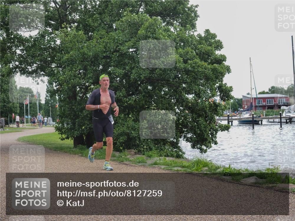 22.06.2025 - Viking Triathlon KatJ http://msf.ph/oto/8127259 22.06.2025 15:31:57 Laufen 372 meine-sportfotos.de