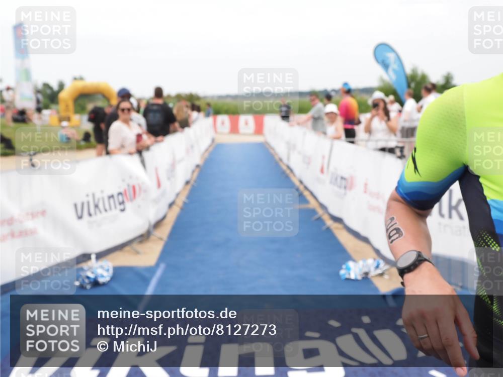 22.06.2025 - Viking Triathlon MichiJ http://msf.ph/oto/8127273 22.06.2025 15:18:45 Ziel 29 meine-sportfotos.de