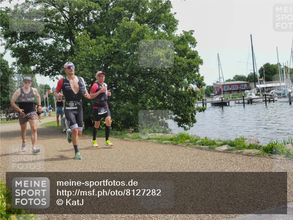 22.06.2025 - Viking Triathlon KatJ http://msf.ph/oto/8127282 22.06.2025 13:48:58 Laufen 100, 317, 451 meine-sportfotos.de