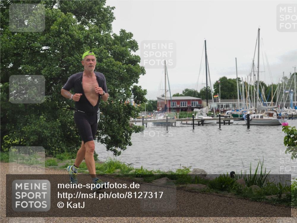 22.06.2025 - Viking Triathlon KatJ http://msf.ph/oto/8127317 22.06.2025 15:31:58 Laufen 372 meine-sportfotos.de