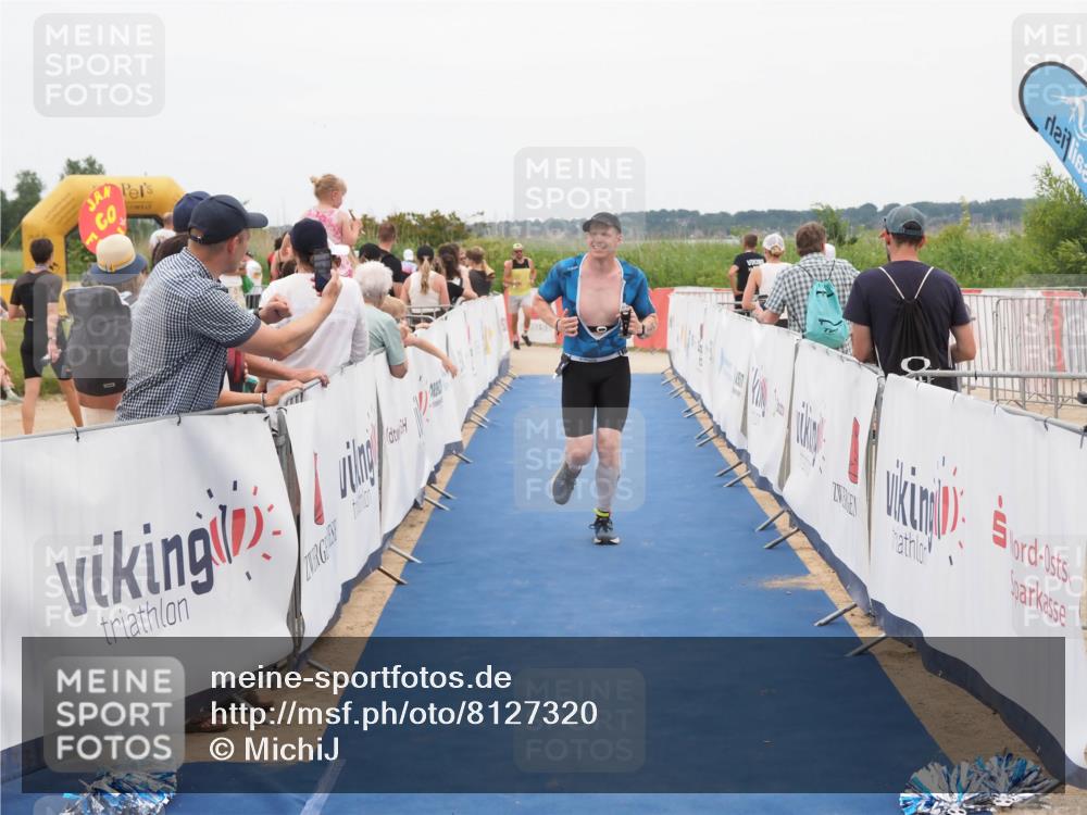 22.06.2025 - Viking Triathlon MichiJ http://msf.ph/oto/8127320 22.06.2025 15:24:37 Ziel 298 meine-sportfotos.de