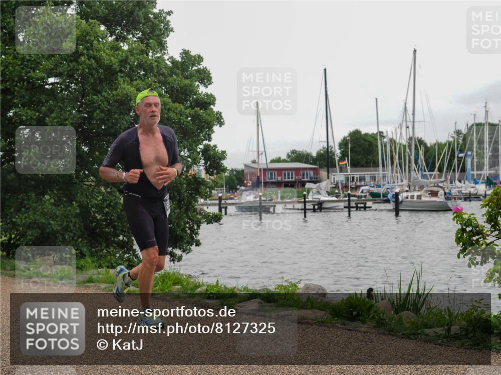 22.06.2025 - Viking Triathlon KatJ http://msf.ph/oto/8127325 22.06.2025 15:31:58 Laufen 372 meine-sportfotos.de