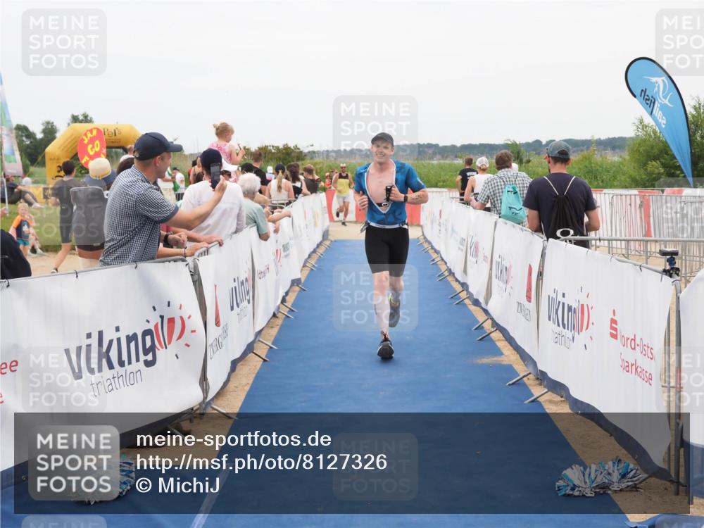 22.06.2025 - Viking Triathlon MichiJ http://msf.ph/oto/8127326 22.06.2025 15:24:37 Ziel 298 meine-sportfotos.de