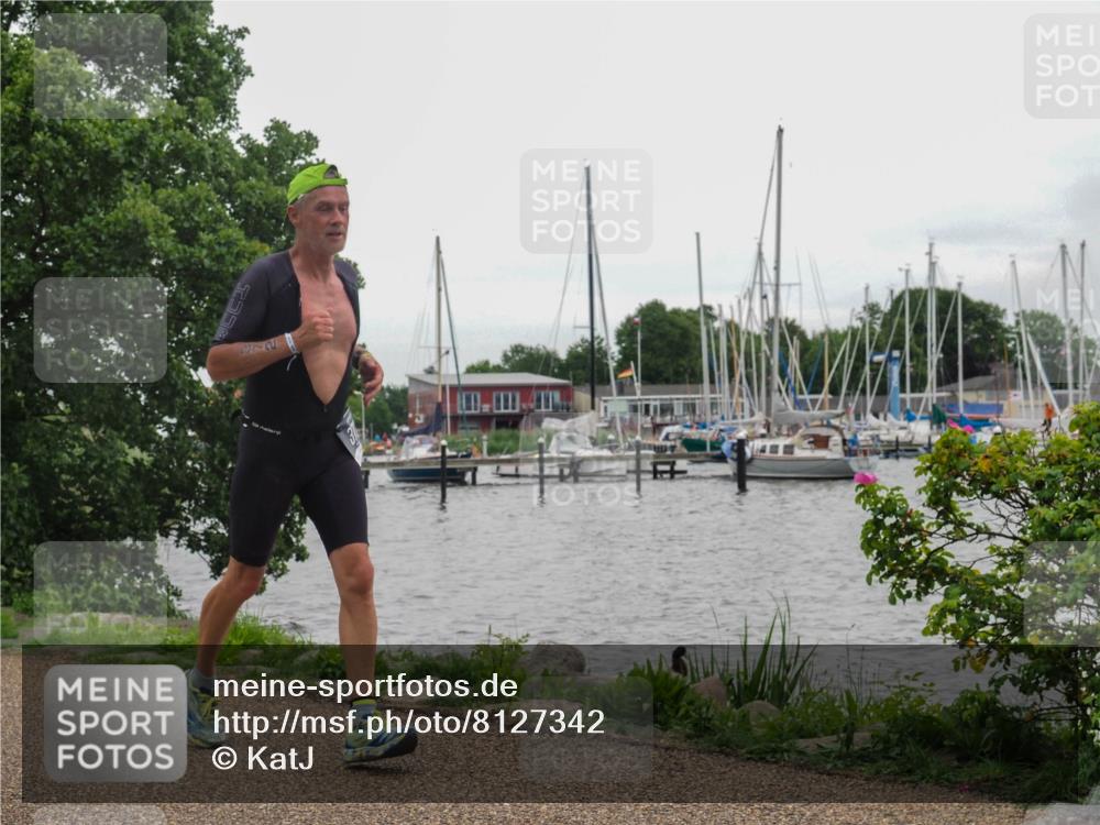 22.06.2025 - Viking Triathlon KatJ http://msf.ph/oto/8127342 22.06.2025 15:31:58 Laufen 372 meine-sportfotos.de