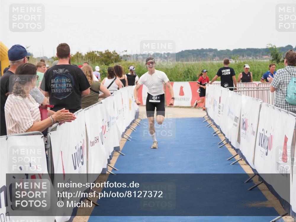22.06.2025 - Viking Triathlon MichiJ http://msf.ph/oto/8127372 22.06.2025 15:19:16 Ziel 494 meine-sportfotos.de