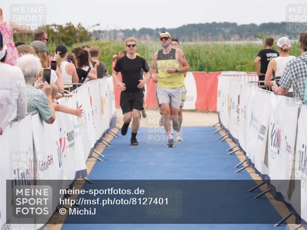 22.06.2025 - Viking Triathlon MichiJ http://msf.ph/oto/8127401 22.06.2025 15:24:41 Ziel 298, 607 meine-sportfotos.de